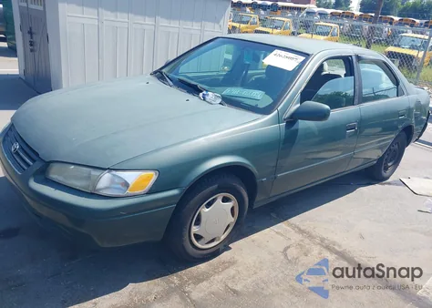 1999 Toyota Camry Ce from USA, damaged, VIN 4T1BG22K7XU395856